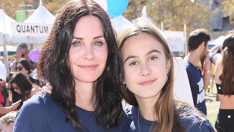 Courteney Cox's TikTok Dance With Daughter Coco Is A 'Friends ...