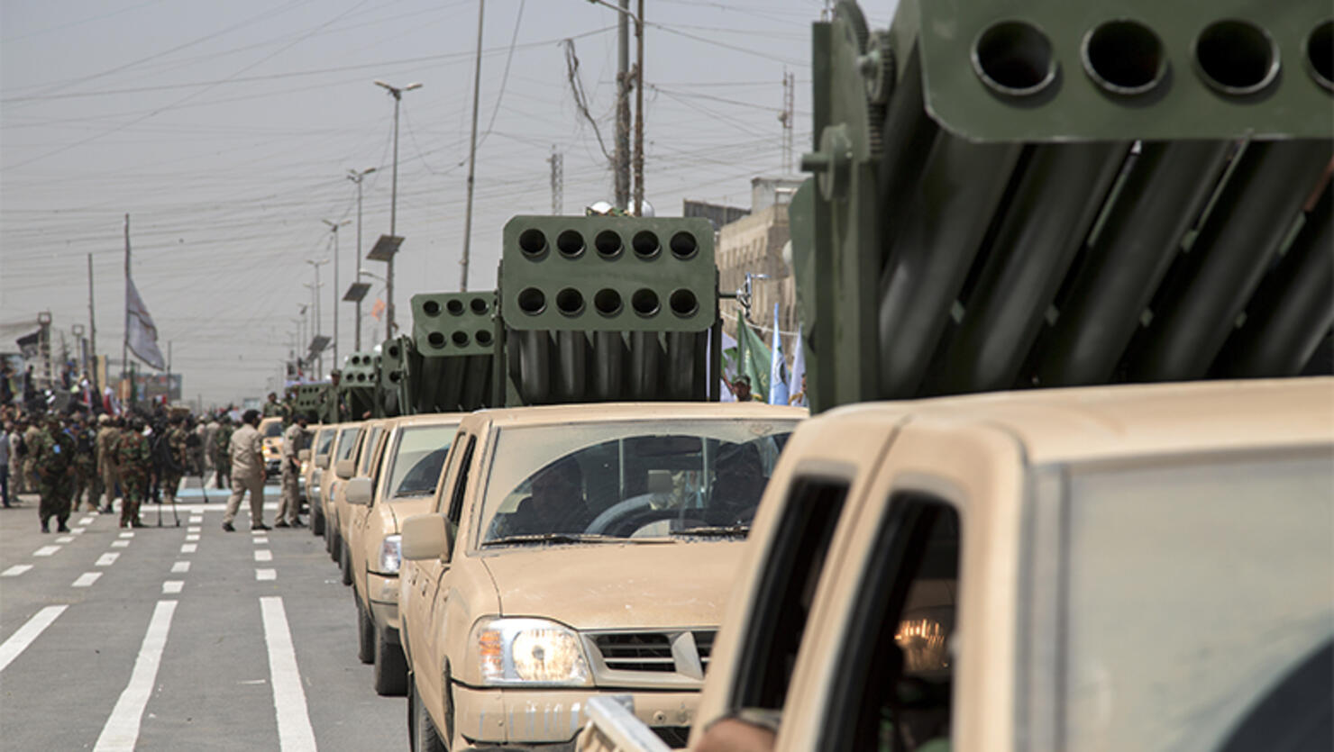 Shi'a militia of Moqtada Sadr Stages Show of Strength