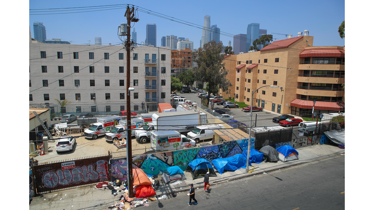 British Artist Chemical X Unveils His Controversial "Skid Rodeo Drive" Initiative In The Homeless Ghetto Of Skid Row Los Angeles