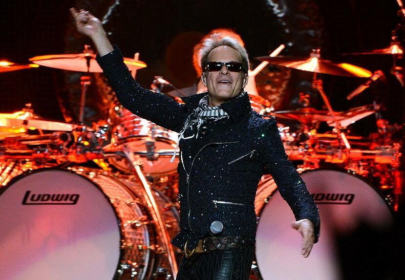 Here's David Lee Roth's Setlist from Last Night in Las Vegas | iHeart