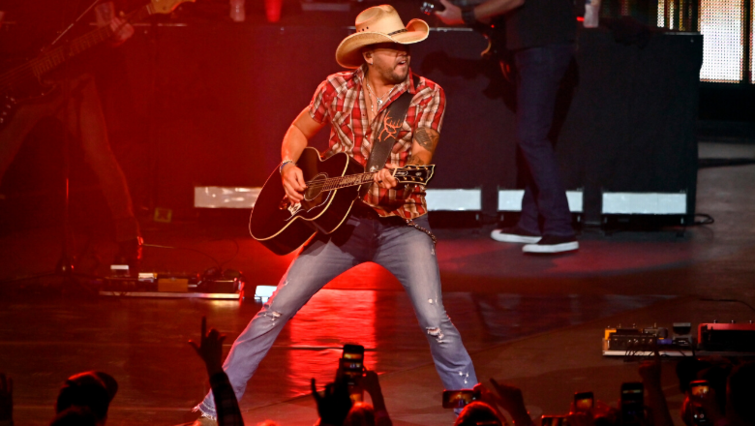 Jason Aldean Extends 'We Back Tour' With Summer Dates