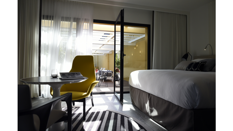 FRANCE-LUXURY-HOTEL-ARCHITECTURE