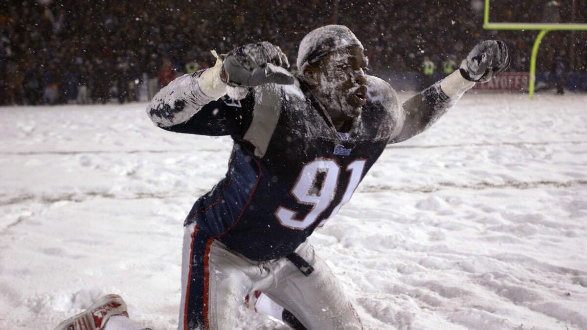 Patriots storm to AFC title game after snowy comeback - The Boston Globe