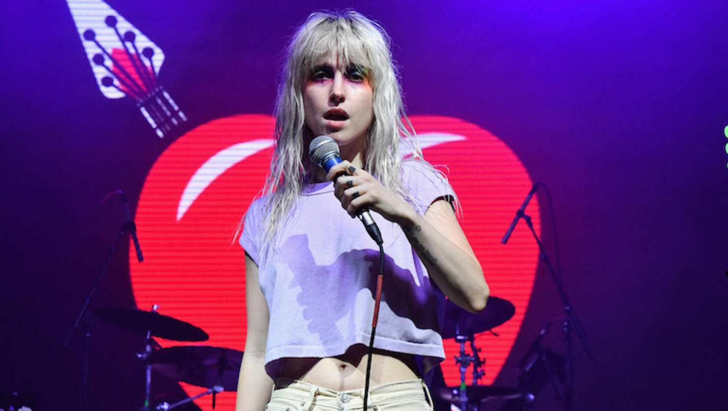 Paramore's Hayley Williams Solo Debut 'Simmer' Song Review