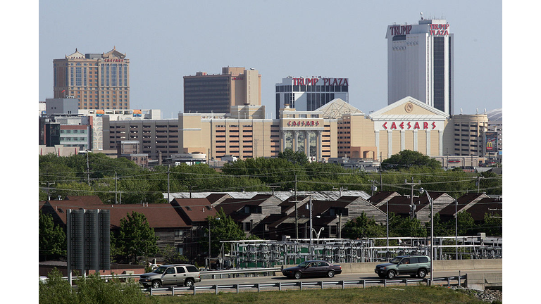 The Atlantic City, New Jersey skyline, i