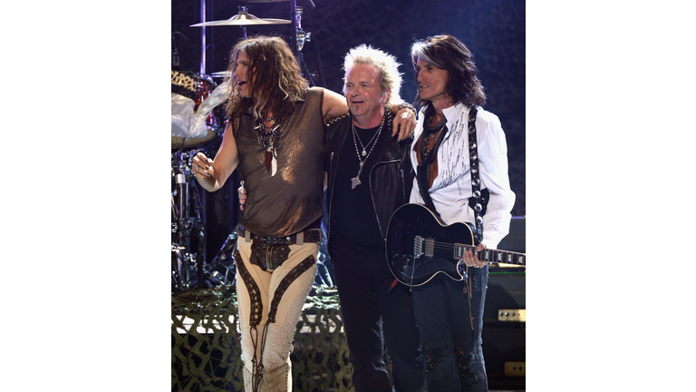 Fox's "American Idol 2012" Finale - Results Show - Show