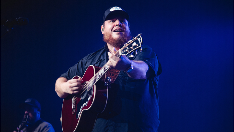Luke Combs To Make His 'Saturday Night Live' Debut