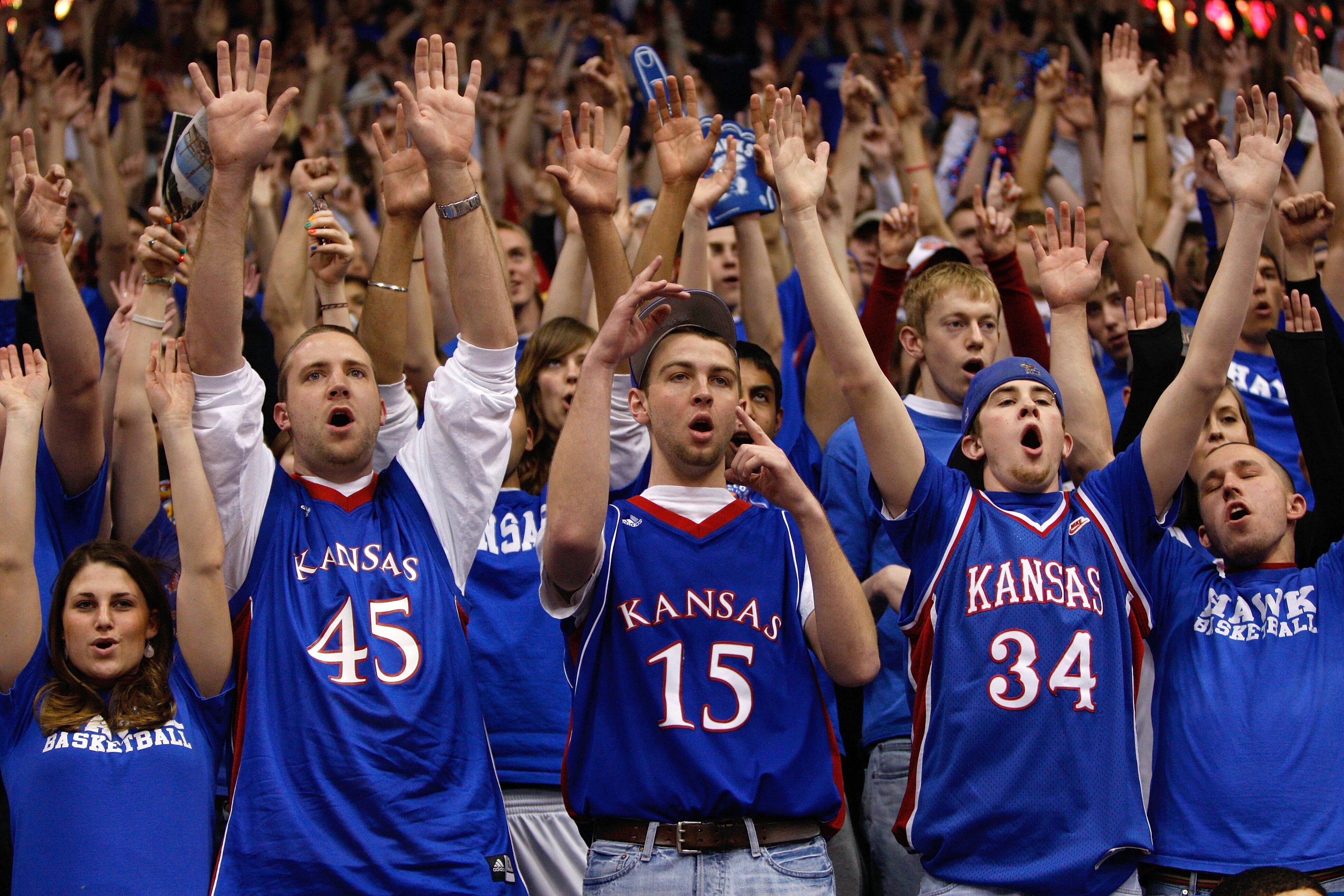 Massive Basketball Brawl Kansas - Kansas State - Thumbnail Image