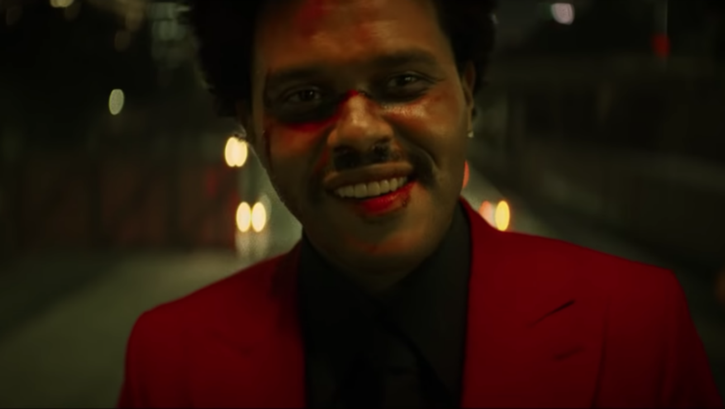 Песня черный 1 час. The Weeknd Blinding Lights. Weeknd 2020 Blinding Lights. The Weeknd в Красном. The Weeknd Blinding Lights обложка.