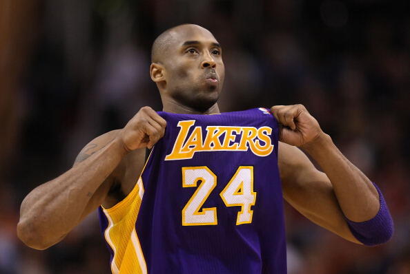 News Anchor Says The N-Word When Addressing The Death Of Kobe Bryant - Thumbnail Image