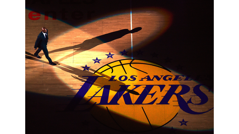 Golden State Warriors v Los Angeles Lakers