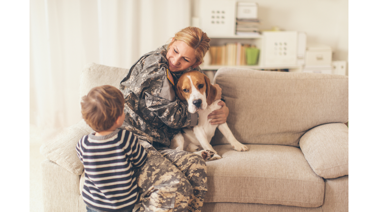 Welcome home mommy soldier