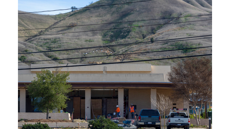 NTSB Investigators Continue To Work On Site Of Kobe Bryant's Helicopter Crash