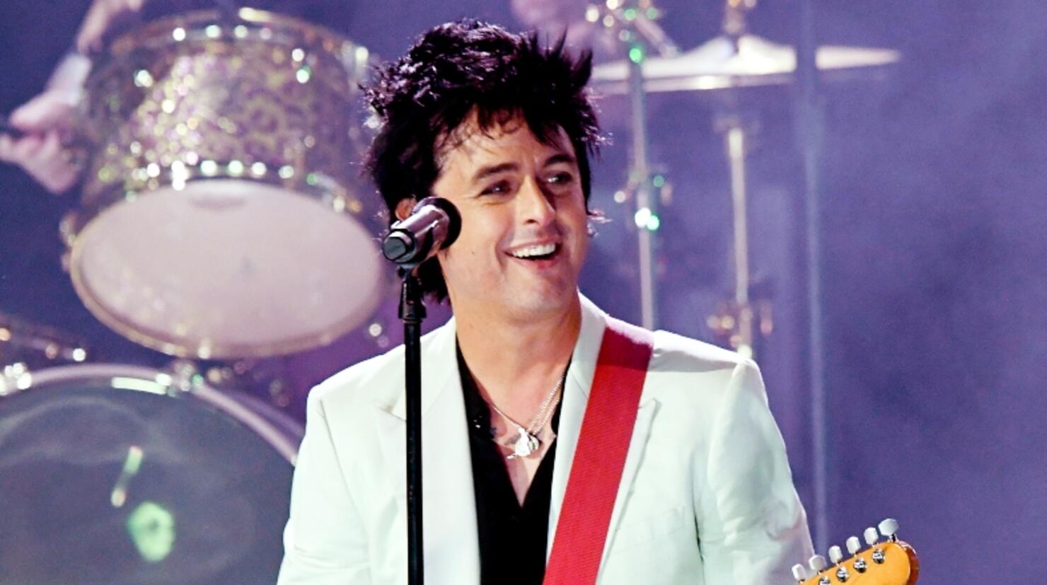 GREEN DAY'S BILLIE JOE ARMSTRONG WANTS TO RE-RECORD 'WARNING' ALBUM