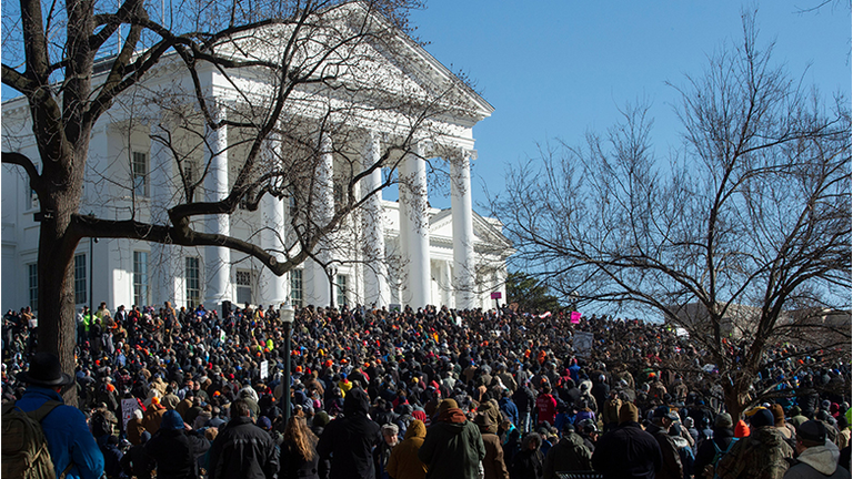 US-POLITICS-DEMONSTRATION-WEAPONS