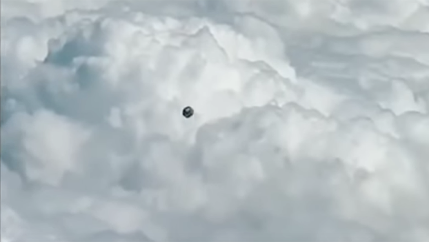 Commercial Pilot Films Ufo Flying Near Plane Iheart