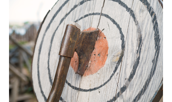 Ax in the target, entertainment throwing an ax