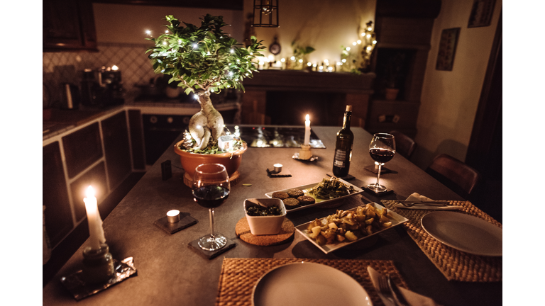 christmas dinner at home