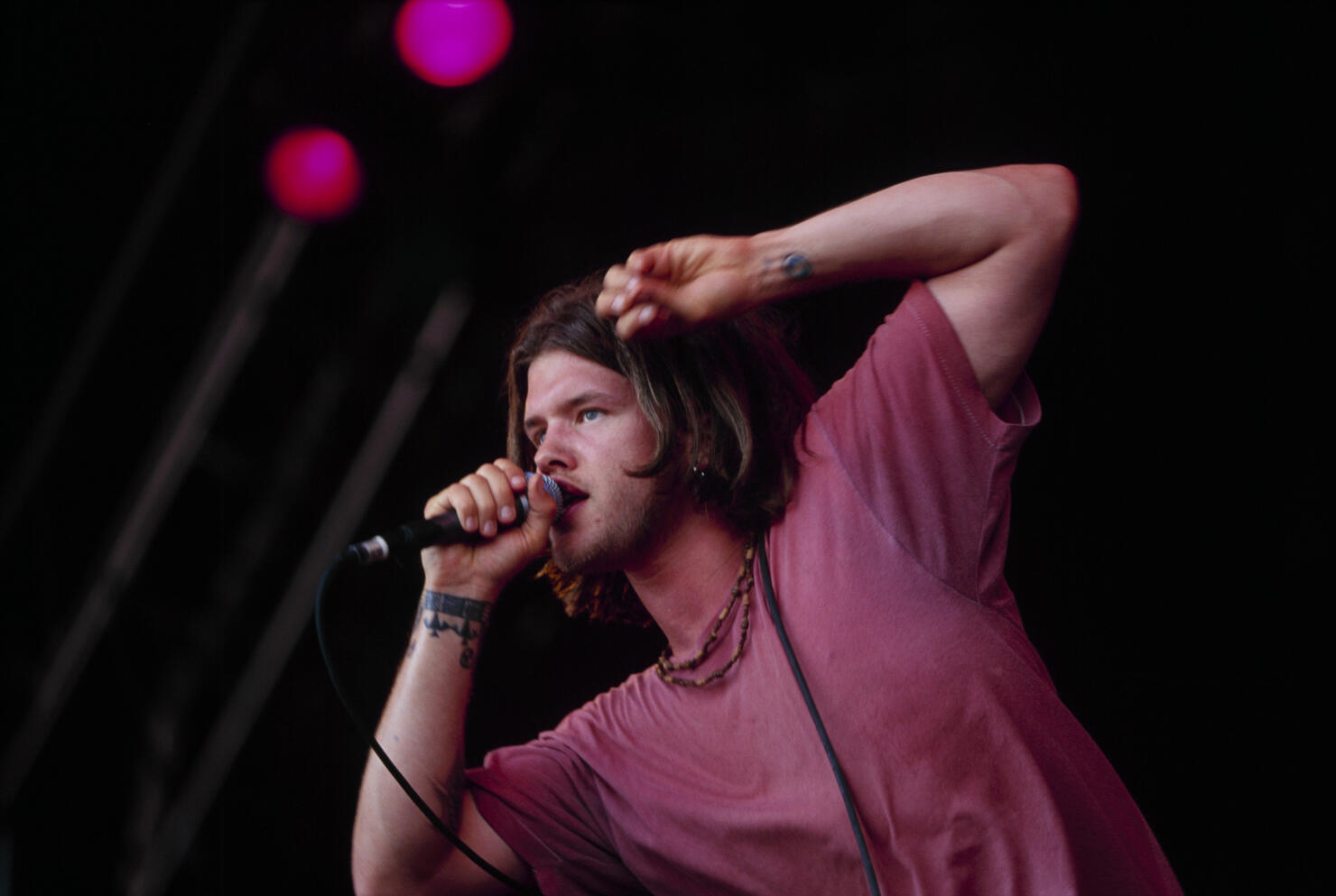 Blind Melon Perform On Stage