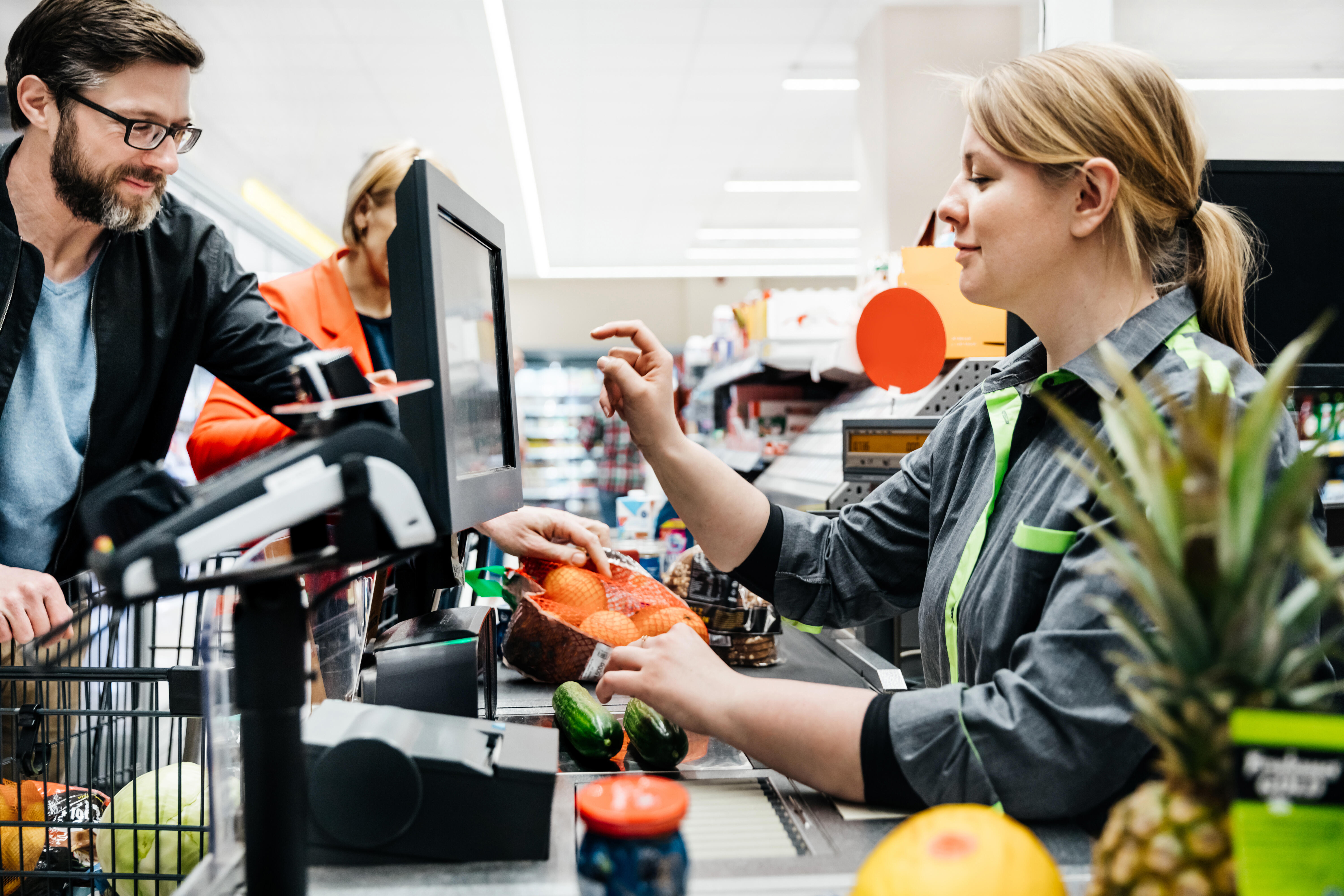 More jobs. Cashier. Cashier фото. Кассир реклама. Cashier at supermarket.