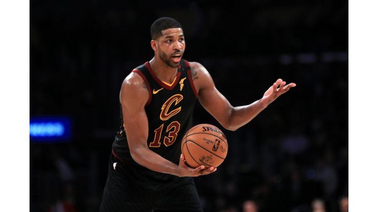 Cleveland Cavaliers v Los Angeles Lakers