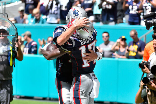 New England Patriots vMiami Dolphins