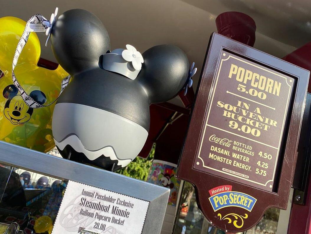 PHOTOS: New Steamboat Minnie Balloon Souvenir Popcorn Bucket