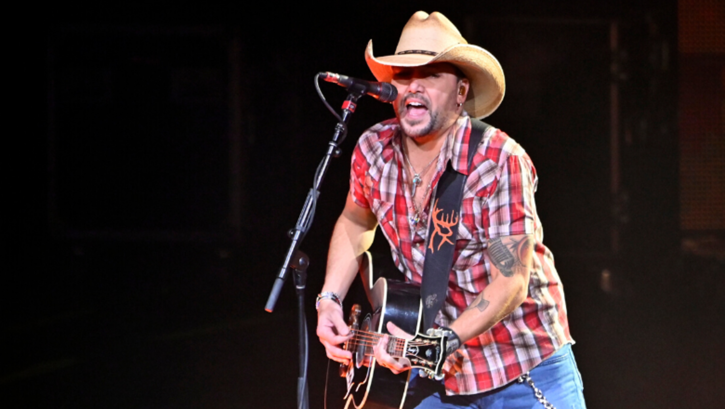Jason Aldean Shares Behind The Scenes Tour Rehearsal Video With Son Memphis