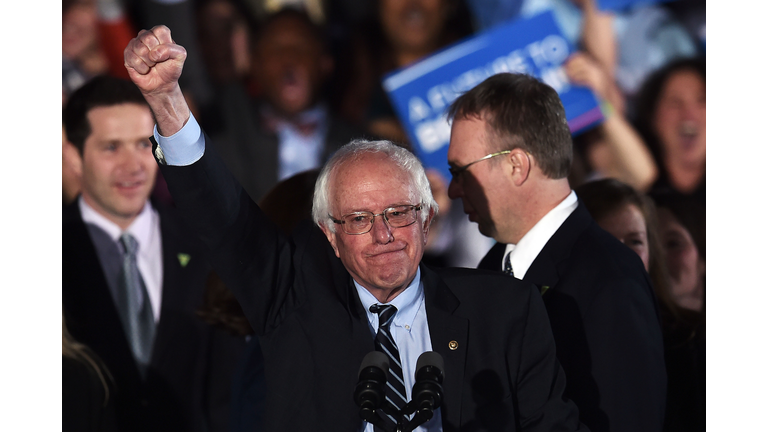 TOPSHOT-US-VOTE-DEMOCRAT-SANDERS