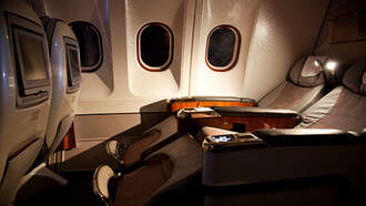 Jose's First Class Celebrity Encounter - April 19