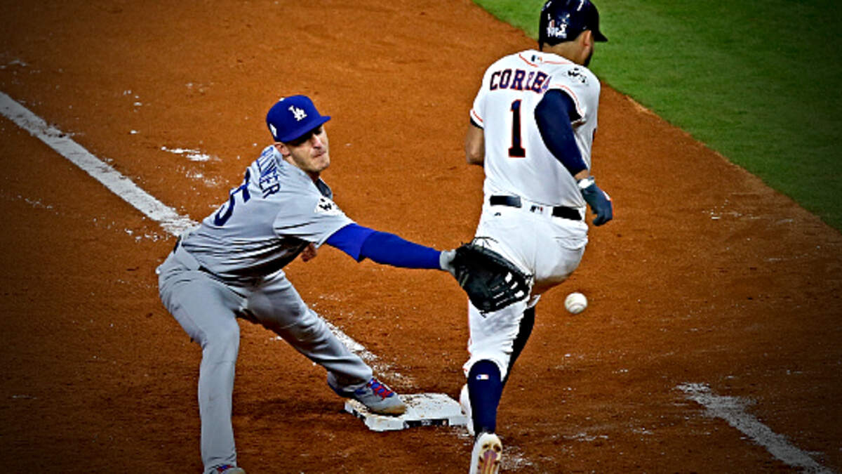 Cody Bellinger Cuts Loose On The Astros And So Does KTLA