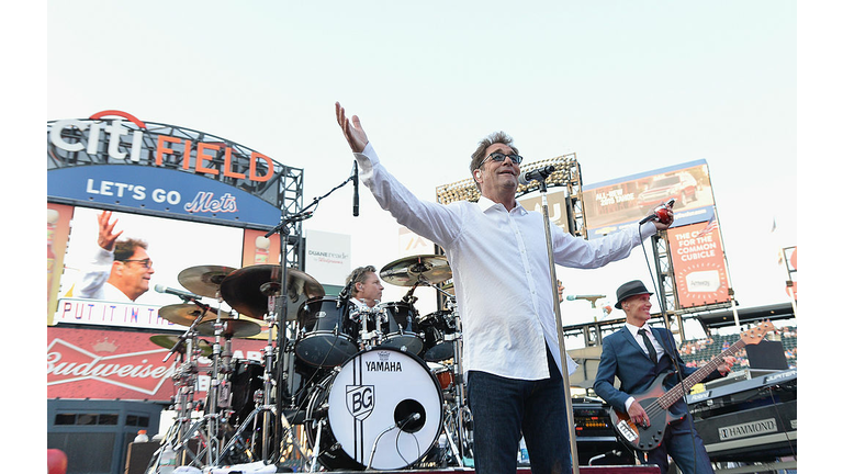 2014 Met Concert Series: Huey Lewis And The News