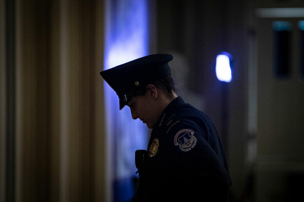 Married Off-Duty Cops Stop a Robbery During Their Date Night [VIDEO] - Thumbnail Image