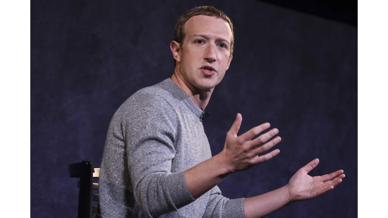 Facebook CEO Mark Zuckerberg And News Corp CEO Robert Thomson Debut Facebook News