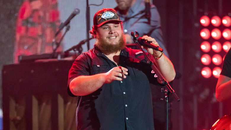 Luke Combs Extends 2020 'What You See Is What You Get Tour' | iHeart