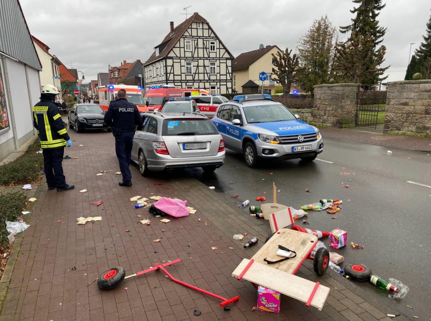 GERMANY-CARNIVAL-POLICE