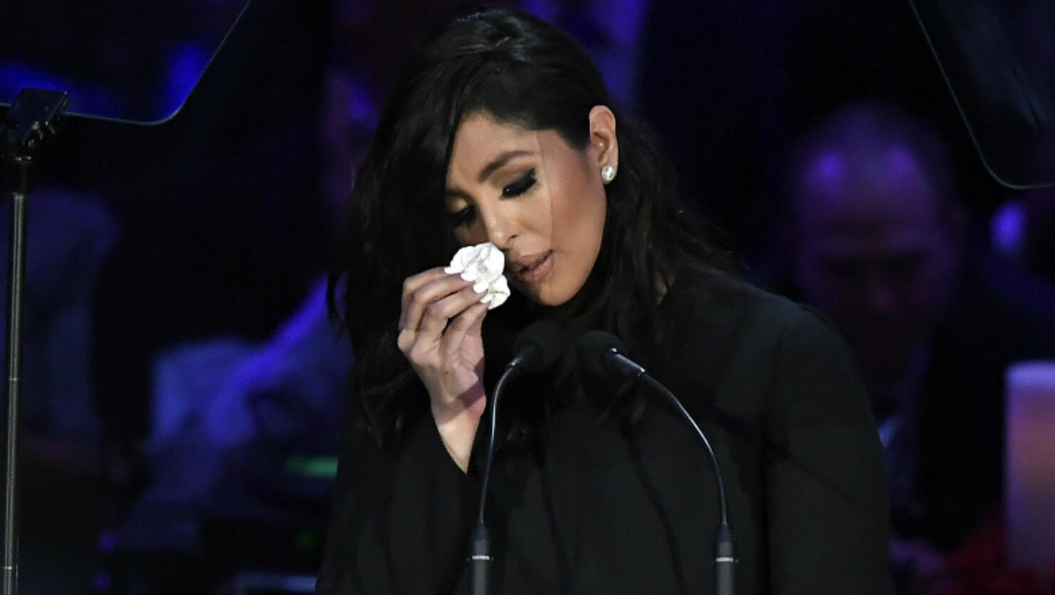 Vanessa Bryant in tears as daughter Natalia makes dad Kobe 'proud