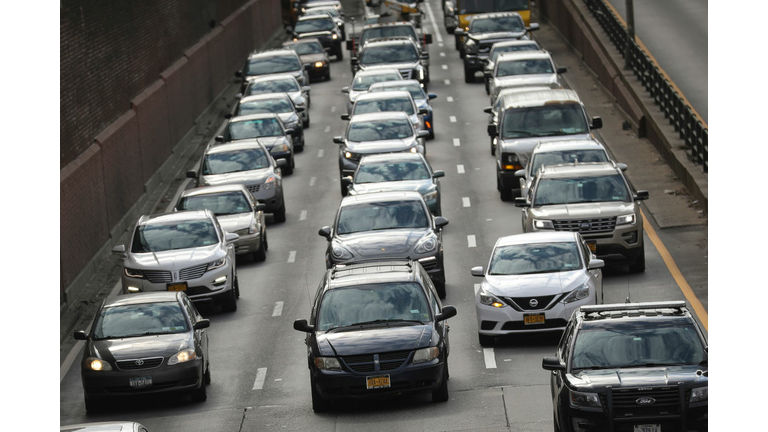 Thanksgiving Car Travel Expected To Reach Highest Levels Since 2005