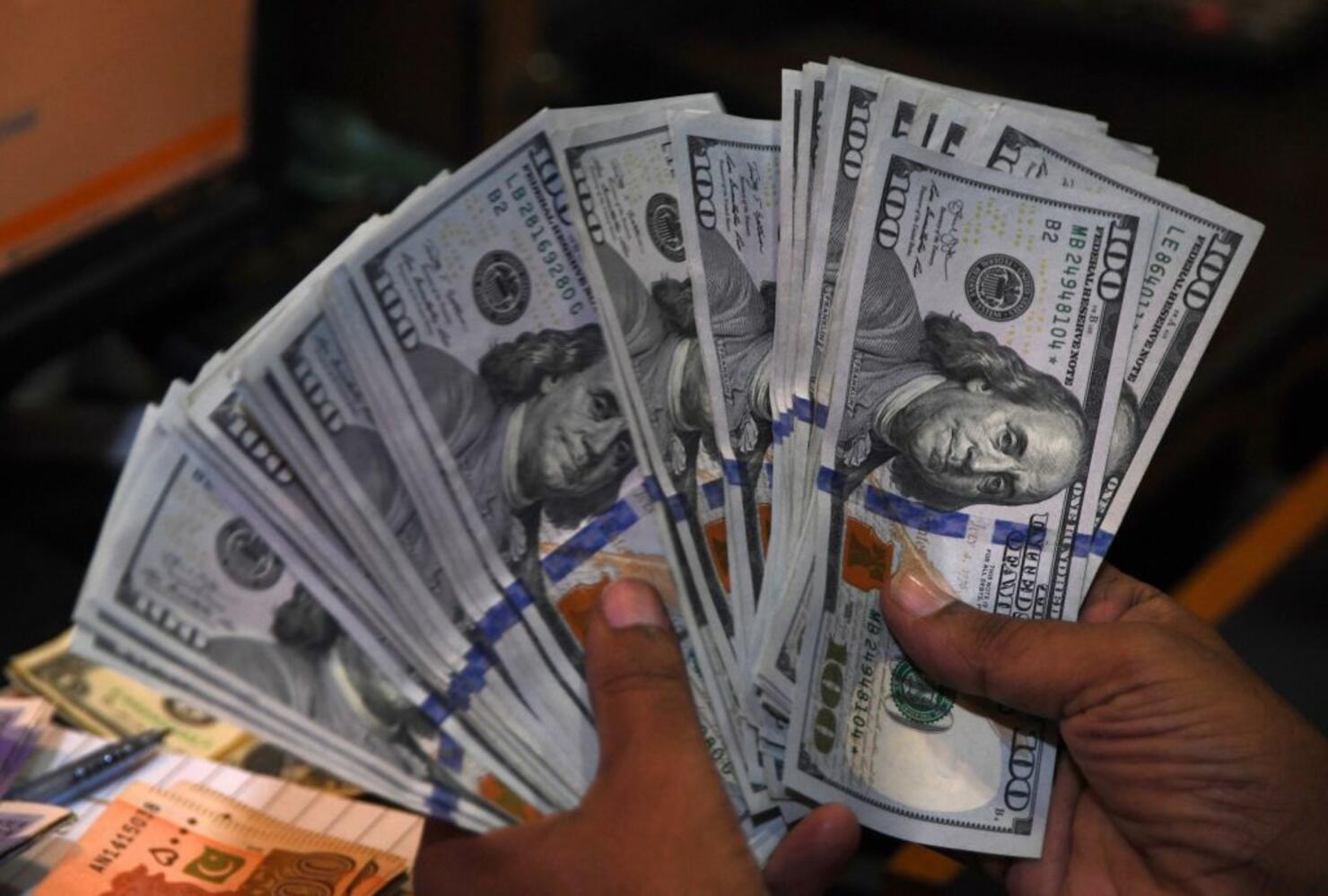 PAKISTAN-ECONOMY-FOREX