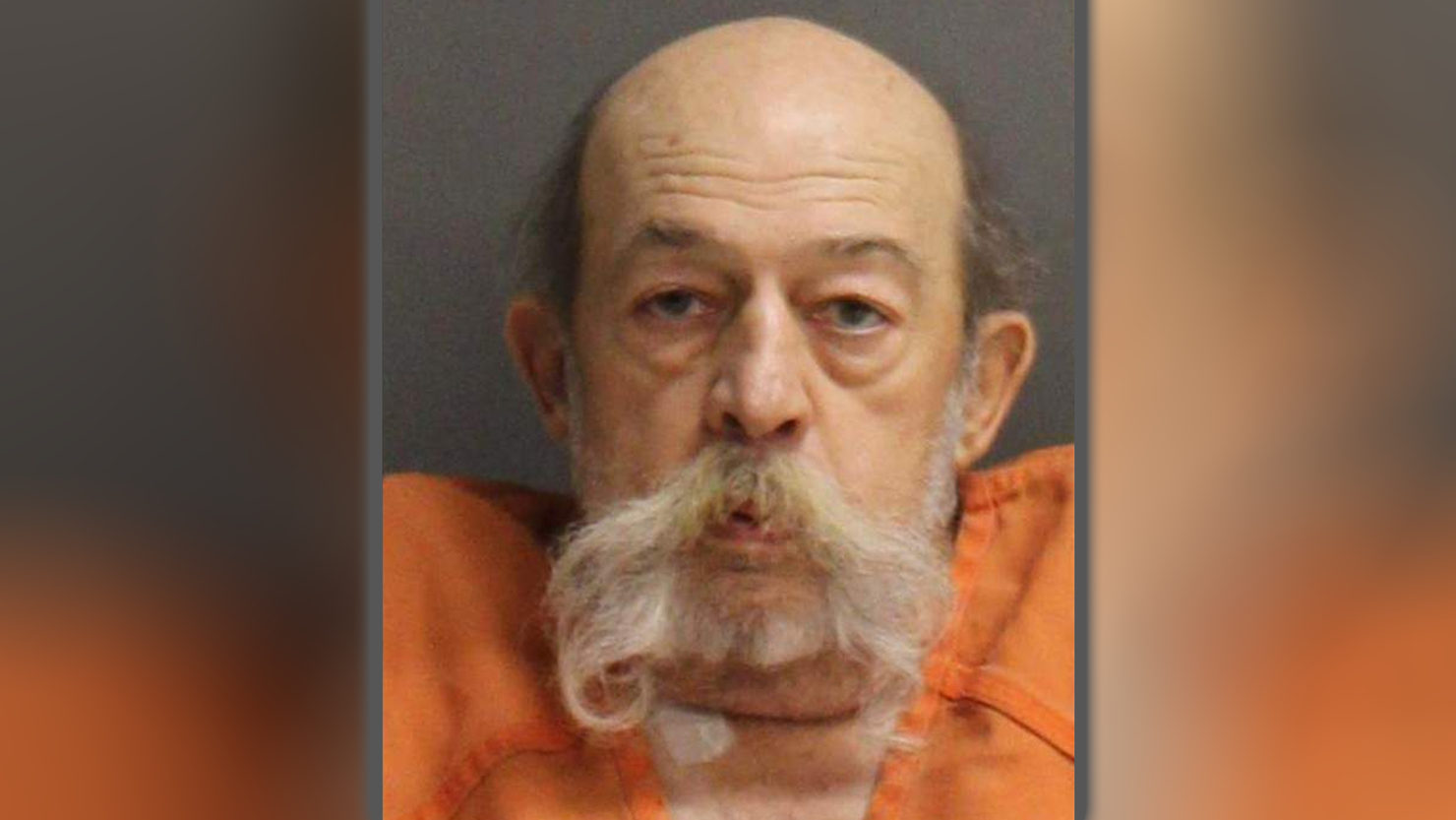 Florida man sets bed on fire