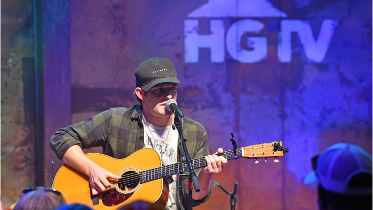 Tucker Beathard Debuts 'I Ain't Without You,' Tribute To Late Brother Clay