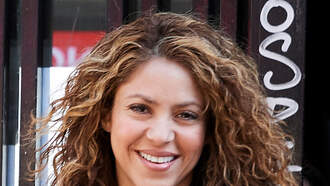 Shakira, Anuel AA - Me Gusta (Official Video)