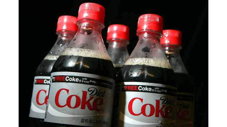 Diet Sodas May Create Same Heart Attack Risk As Regular Sodas