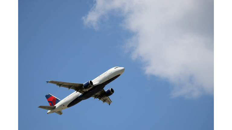 Airplane Traffic At JFK Airport in New York