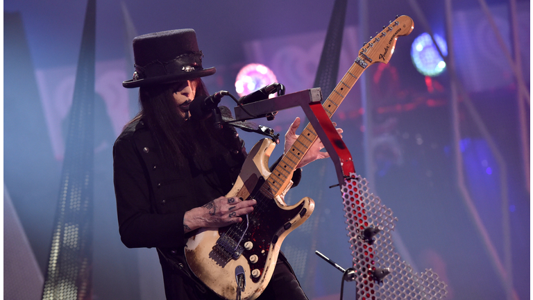 2014 iHeartRadio Music Festival - Night 1 - Show