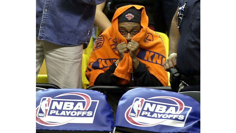 New York Film Director and Knicks fan Spike Lee si