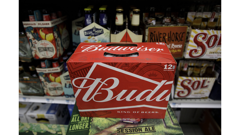 Budweiser And Bud Light Losing Market Share In U.S. As Craft Beer Continues Gain In Popularity