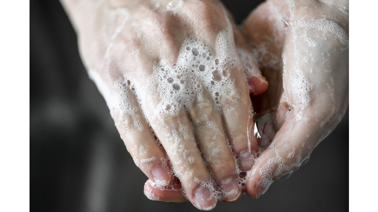 ILLUSTRATION CORONA VIRUS HANDS WASHING