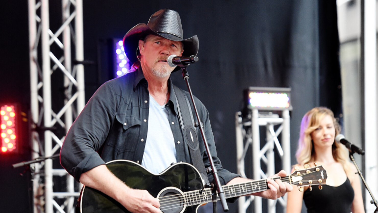 Trace Adkins Signs Record Deal, Announces New Single, 'Better Off'