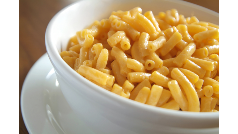 Creamy Macaroni and Cheese in a Bowl on a Table
